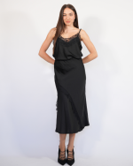 SET SATIN WITH LACE DETAILS 95000